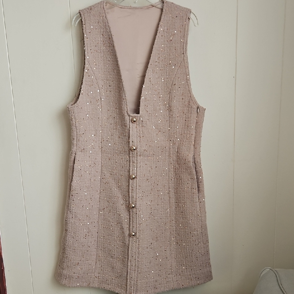 Elegant Beige Sleeveless Midi Dress